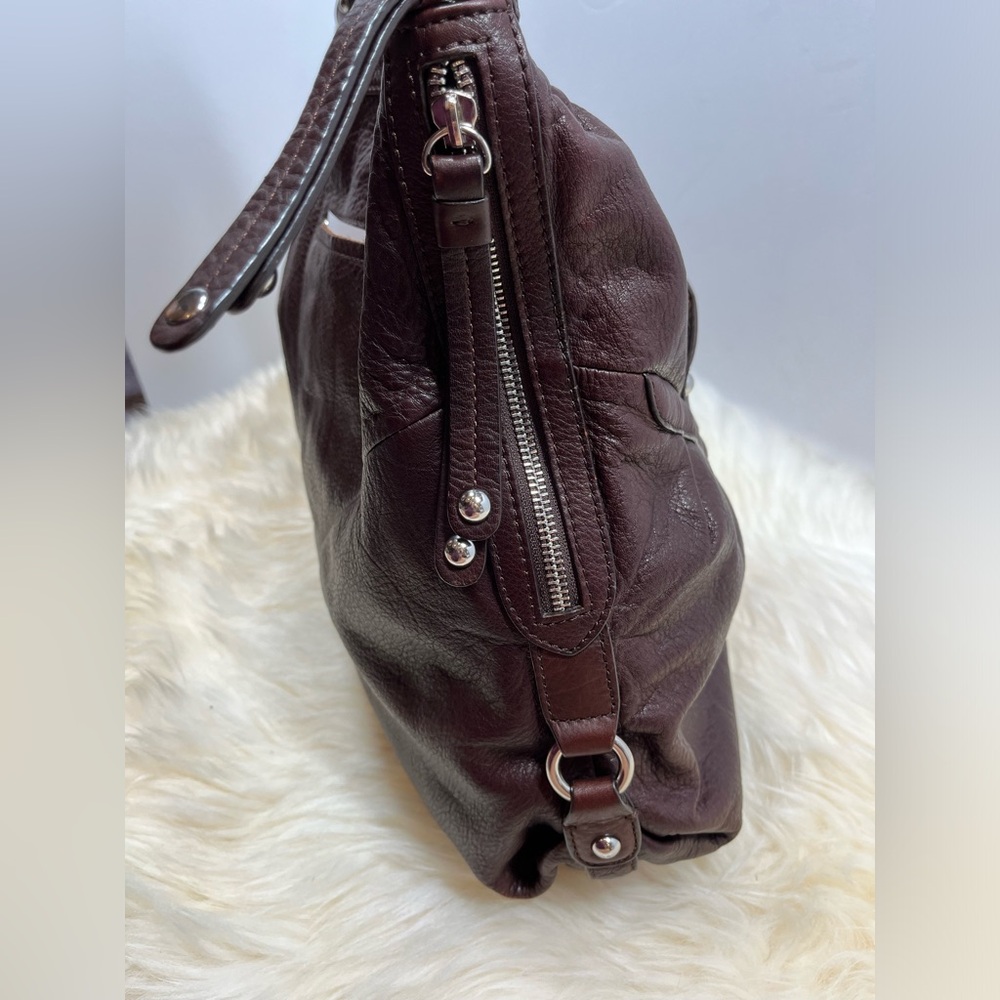 B Makowsky  Merlot Leather Genuine Leather Double Straps/ Shoulder bag/ - Picture 3 of 17